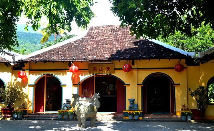 tour Sài Gòn Côn Đảo 3 ngày 2 đêm trên bộ tour Sài Gòn Côn Đảo 3 ngày 2 đêm trên bộ