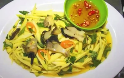 Gỏi ốc giác - Đặc sản Phú Quý